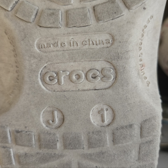 Kids Classic Pool Party Crocs Clog – Flamingo Print – White – Size J1 - Picture 6 of 7